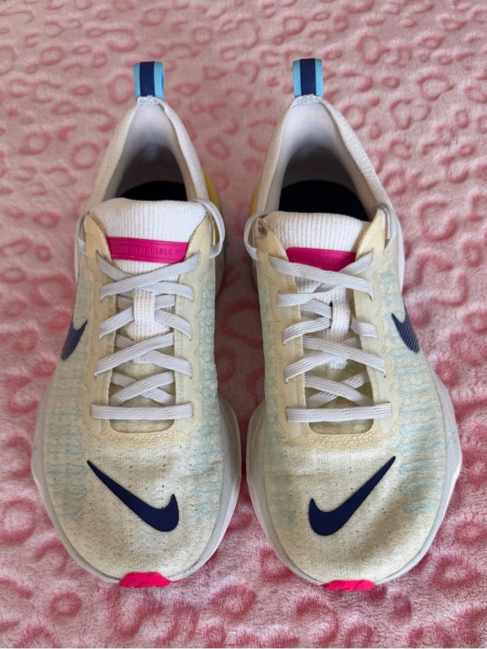Nike ZoomX Invincible Run 3 White Deep Royal
Fierce Pink Size: 8 - Picture 2 of 10